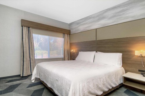 Hilton Garden Inn Livermore - image 12