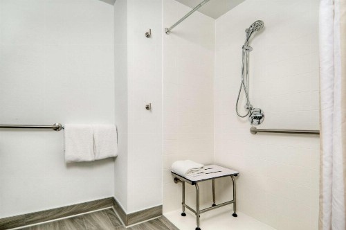 Hilton Garden Inn Livermore - image 14