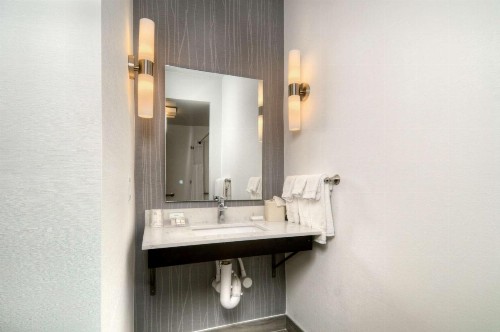 Hilton Garden Inn Livermore - image 33