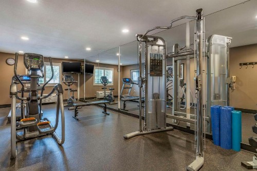 Best Western Plus Vineyard Inn - image 4