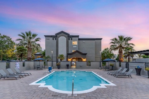 Best Western Plus Vineyard Inn - image 5