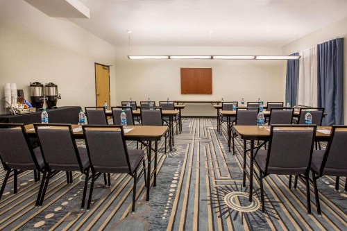 Hawthorn Suites by Wyndham Livermore - image 21