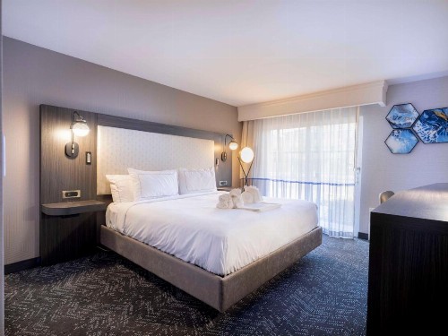 Premiere Suites - image 28