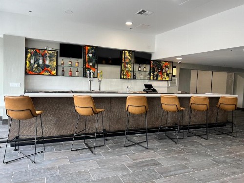Premiere Suites - image 29