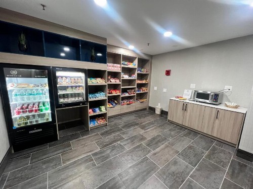 Premiere Suites - image 7