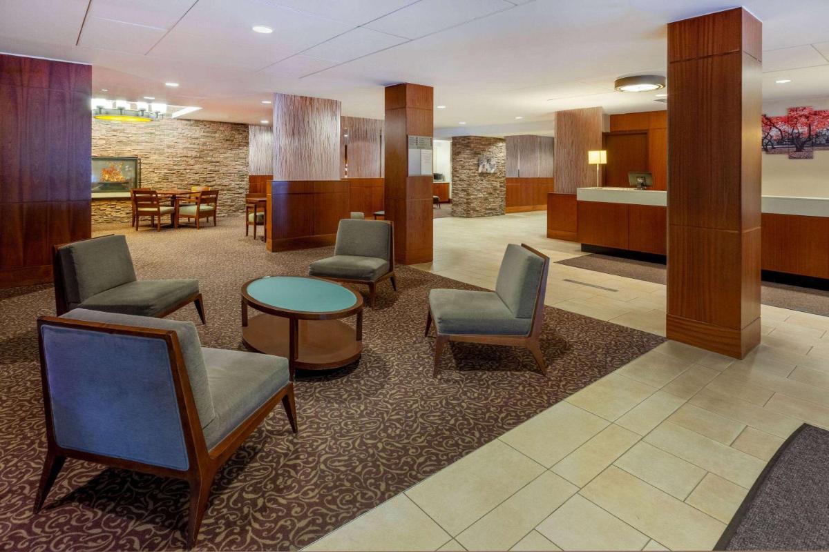 Ramada by Wyndham Liverpool Syracuse - image 6
