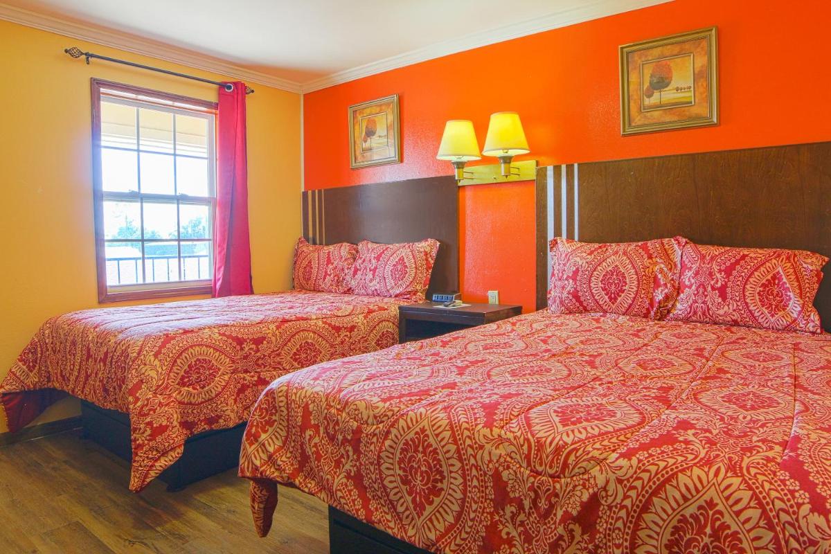 Economy Inn - image 6