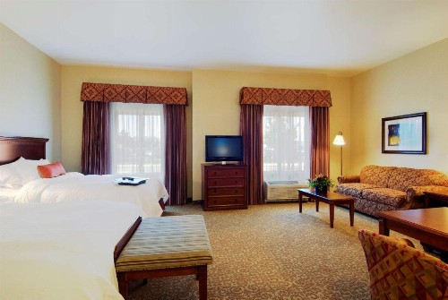 Hampton Inn & Suites Lodi - image 28