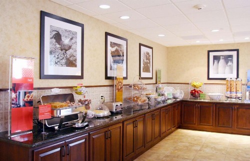 Hampton Inn & Suites Lodi - image 29