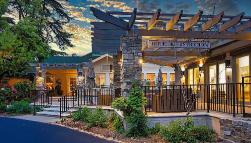 Wine & Roses Hotel Restaurant Spa Lodi