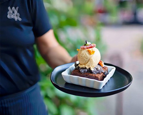 Wine & Roses Hotel Restaurant Spa Lodi - image 49
