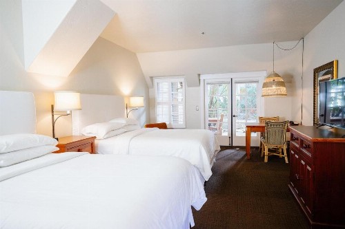 Wine & Roses Hotel Restaurant Spa Lodi - image 9