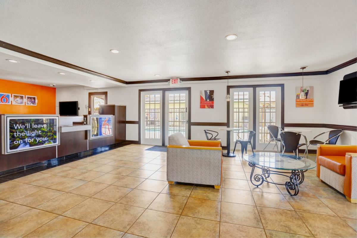 Motel 6-Lodi CA - image 3
