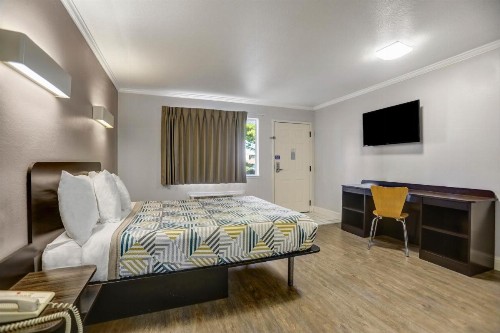 Motel 6-Lodi CA - image 5