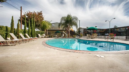 Days Inn & Suites by Wyndham Lodi - image 44