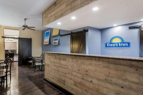 Days Inn & Suites by Wyndham Lodi - image 5