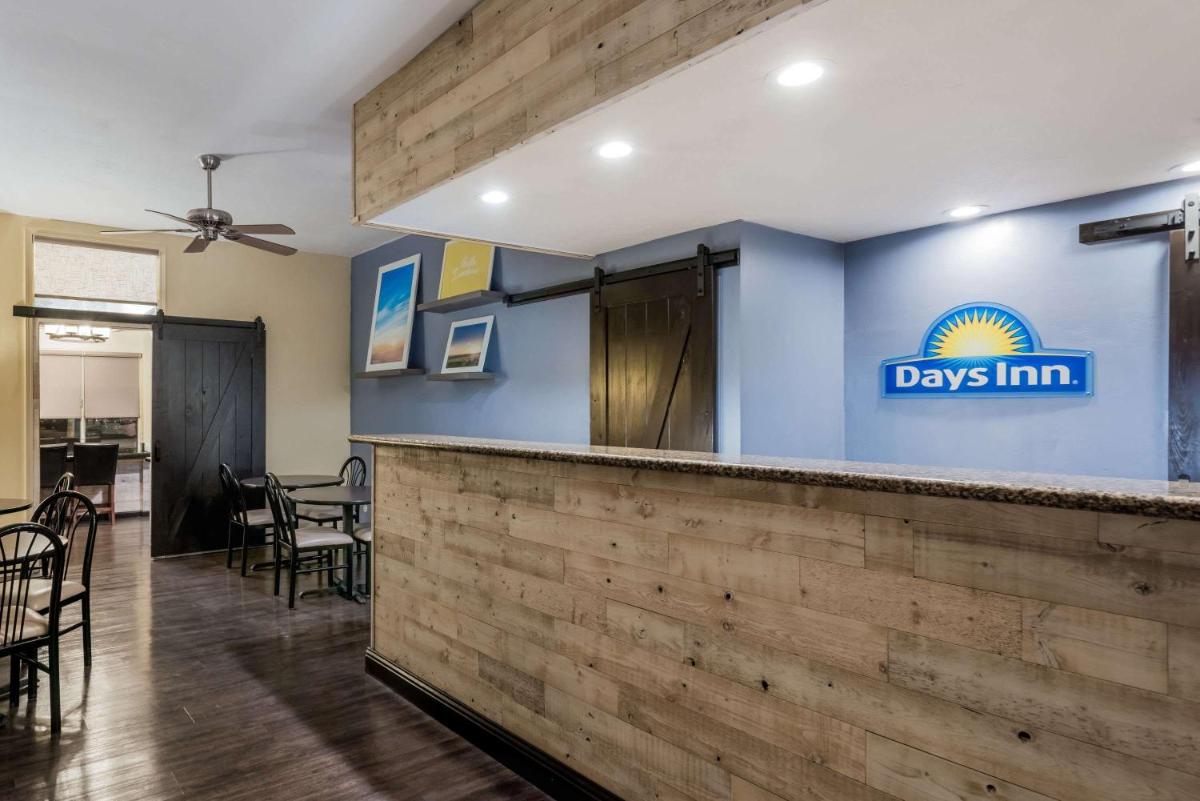 Days Inn & Suites by Wyndham Lodi - image 5