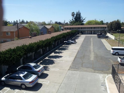 El Rancho Motel Lodi - image 5