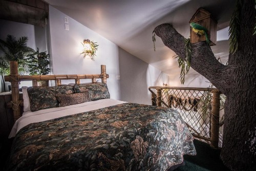 The Anniversary Inn - Logan - image 34