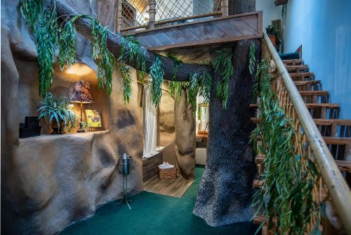 The Anniversary Inn - Logan - image 5
