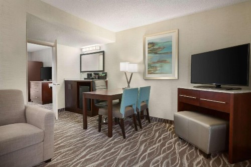 Embassy Suites Lompoc - Central Coast - image 18
