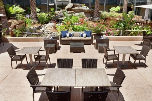 Embassy Suites Lompoc - Central Coast - image 3