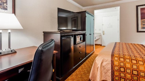 SureStay Plus Hotel by Best Western Lompoc - image 11