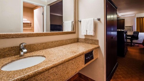 SureStay Plus Hotel by Best Western Lompoc - image 27
