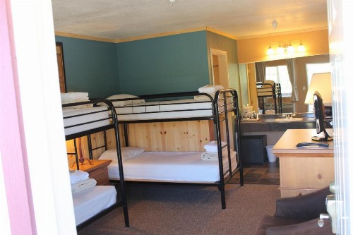 Whitney Portal Hostel And Hotel - image 30