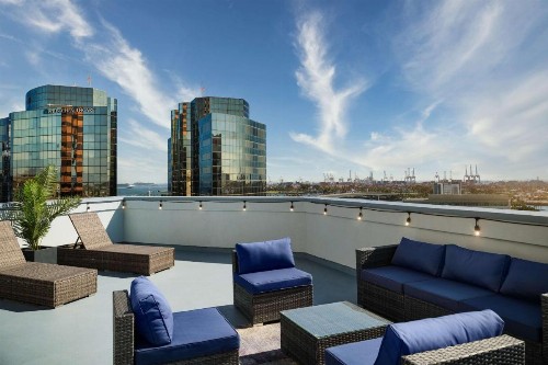 Hilton Long Beach Hotel - image 22