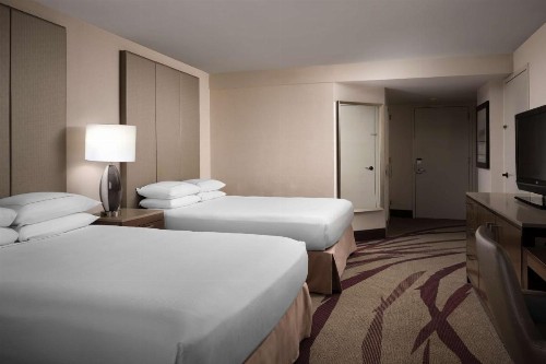 Hilton Long Beach Hotel - image 36