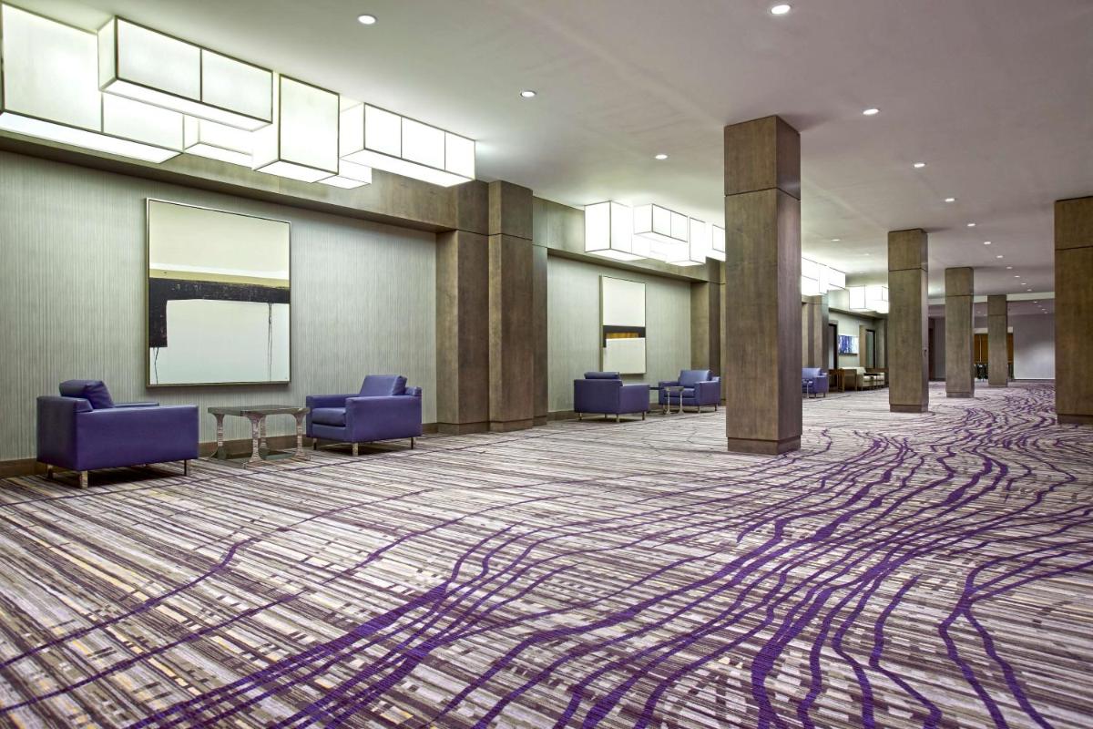 Hilton Long Beach Hotel - image 5