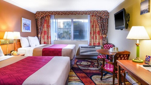 Vagabond Inn Long Beach - image 10