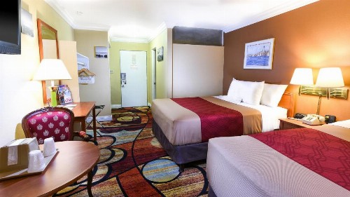 Vagabond Inn Long Beach - image 4