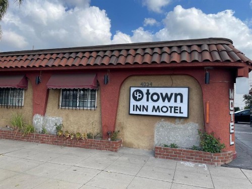Uptown Inn - image 14