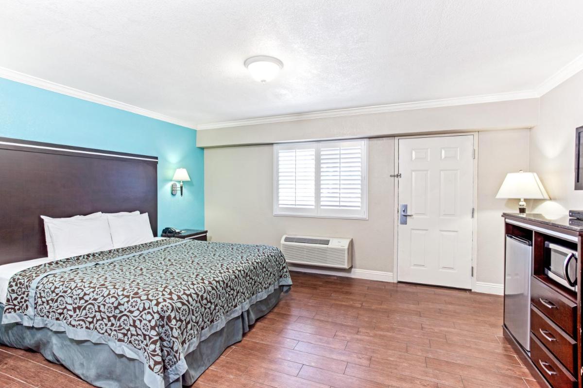 Days Inn by Wyndham Long Beach City Center - main image