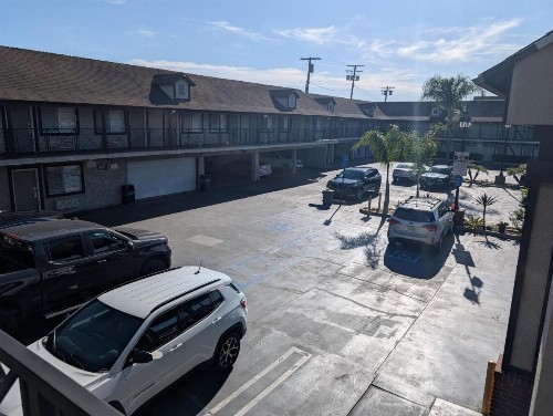 Days Inn by Wyndham Long Beach City Center - image 25