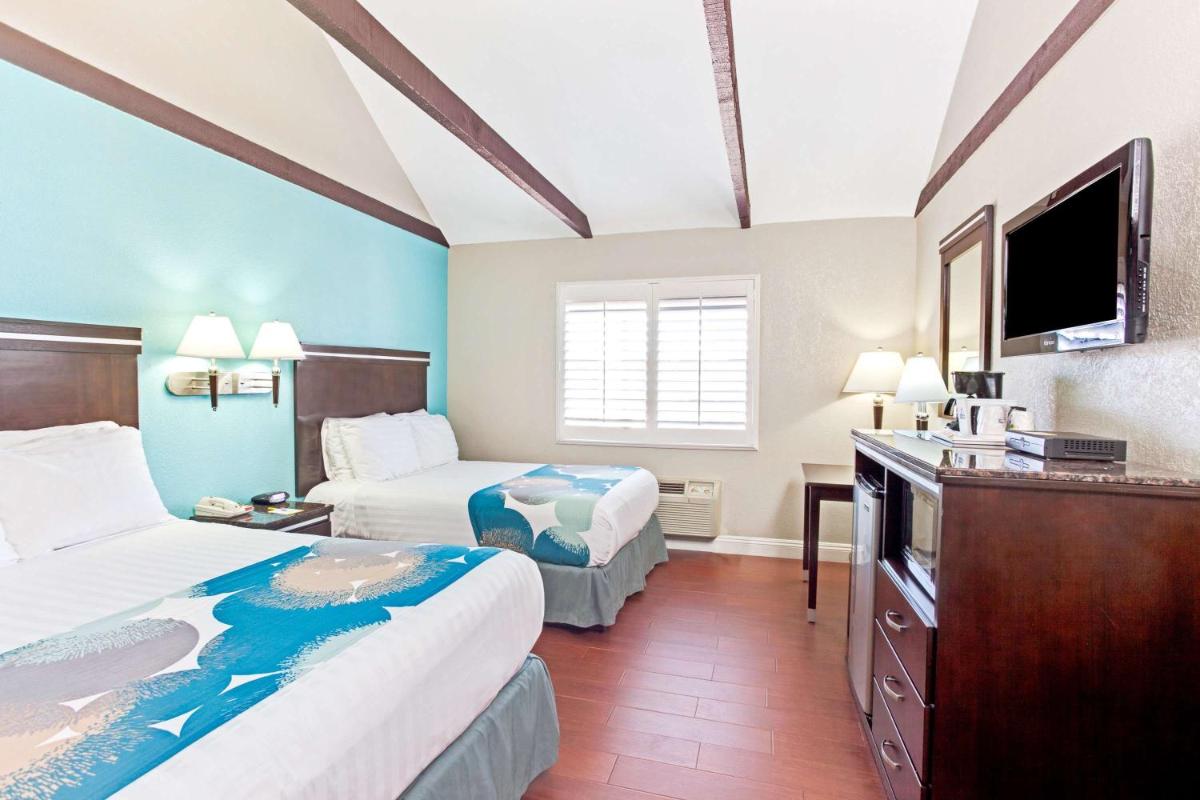 Days Inn by Wyndham Long Beach City Center - image 7