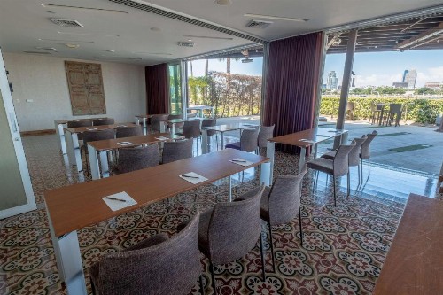 Hotel Maya - a DoubleTree by Hilton Hotel - image 16
