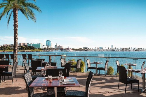 Hotel Maya - a DoubleTree by Hilton Hotel - image 23