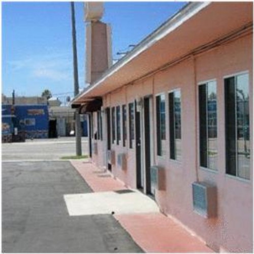 Tower Motel Long Beach - image 7