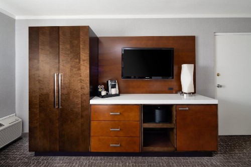 Holiday Inn Long Beach - Airport an IHG Hotel - image 23