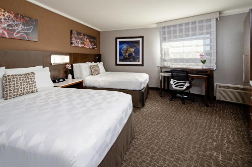 Holiday Inn Long Beach - Airport an IHG Hotel - image 28