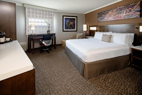 Holiday Inn Long Beach - Airport an IHG Hotel - image 39