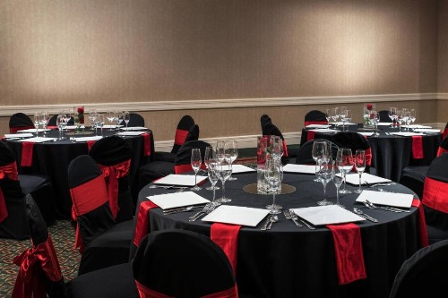 Courtyard by Marriott Long Beach Downtown - image 30