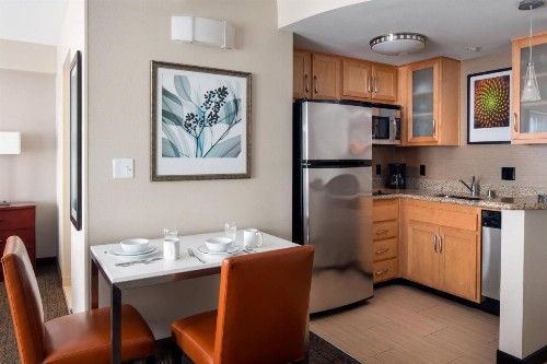 Residence Inn Long Beach Downtown - image 29