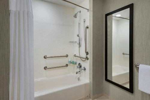 Residence Inn Long Beach Downtown - image 31