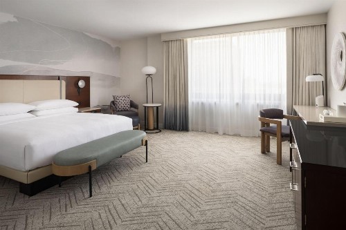 Renaissance Long Beach Hotel - image 38