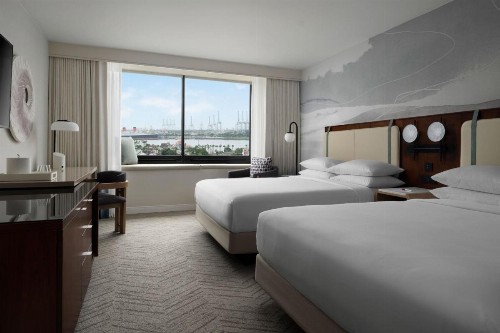 Renaissance Long Beach Hotel - image 44