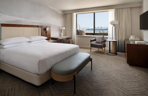 Renaissance Long Beach Hotel - image 5